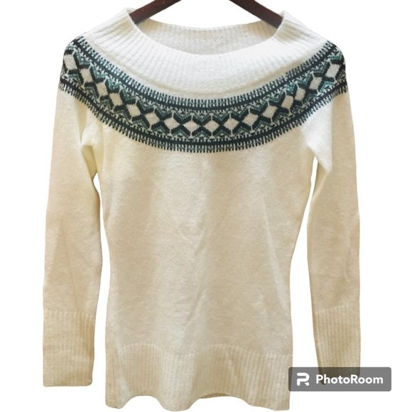 Women's cream colored Sweater - Picture 1 of 4
